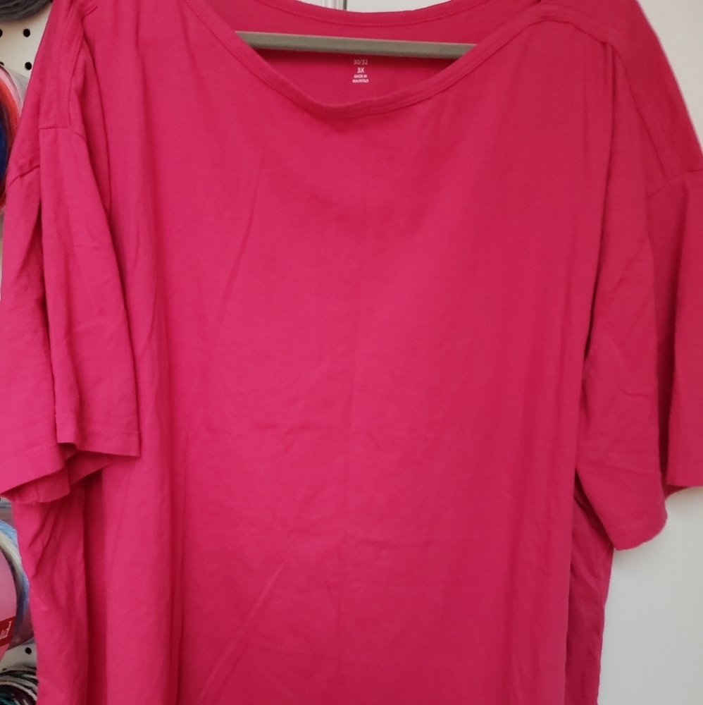 Size 3x shirt sleeve tee